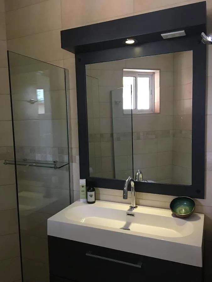 Bubali Gardens Apartment Palm Beach